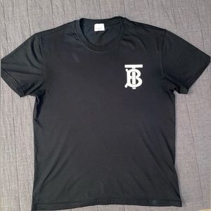 Burberry t-shirt